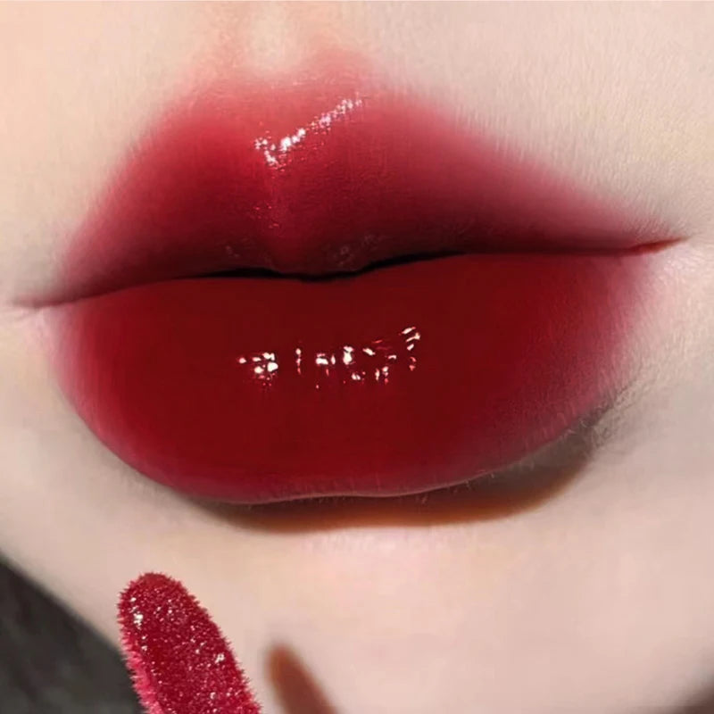 Glass-Like Lip Lacquer