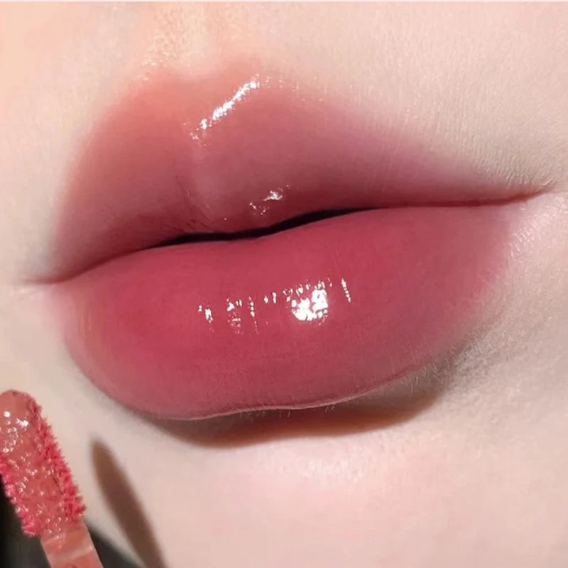 Glass-Like Lip Lacquer